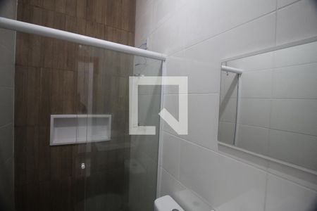 Casa à venda com 65m², 2 quartos e 2 vagasBanheiro