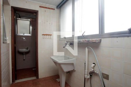 Apartamento à venda com 75m², 1 quarto e 1 vagaÁrea de Serviço + Despensa + Banheiro 2 Serviço