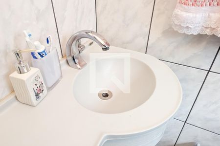 Casa à venda com 121m², 3 quartos e 2 vagasBanheiro