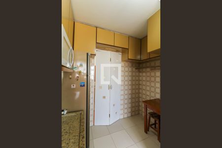 Apartamento à venda com 60m², 2 quartos e 1 vagaCozinha/Área De Serviço