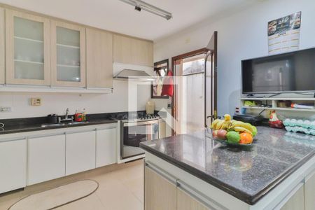 Casa à venda com 286m², 5 quartos e 4 vagas Casa à venda com 286m², 5 quartos e 4 vagasCozinha