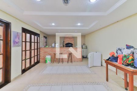 Casa à venda com 286m², 5 quartos e 4 vagas Casa à venda com 286m², 5 quartos e 4 vagasSalão de Festas e Churrasqueira