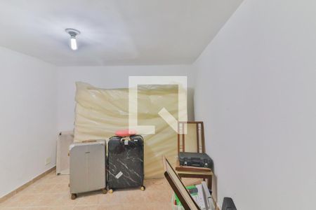 Casa à venda com 286m², 5 quartos e 4 vagas Casa à venda com 286m², 5 quartos e 4 vagasQuarto Garagem