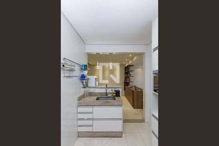 Casa de condomínio à venda com 126m², 3 quartos e 2 vagas Casa de condomínio à venda com 126m², 3 quartos e 2 vagasCozinha