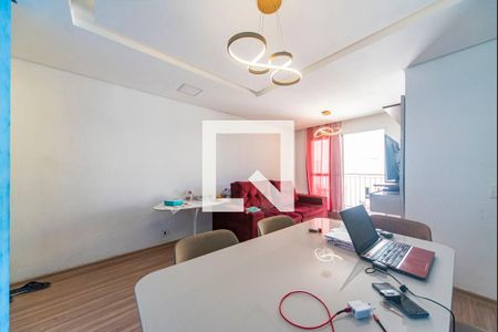 Sala de apartamento à venda com 3 quartos, 72m² em Vila Homero Thon, Santo André