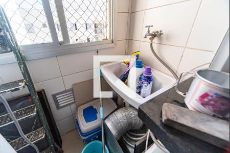 Apartamento à venda com 72m², 3 quartos e 1 vagaÁrea de Serviço