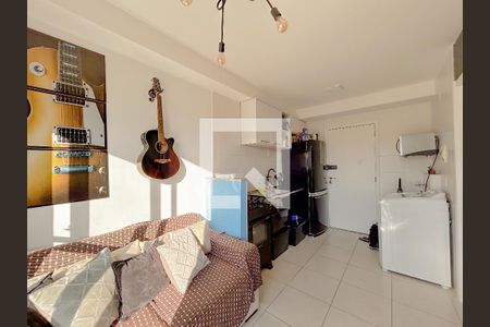 Sala / Cozinha / área de Serviço de apartamento para alugar com 1 quarto, 28m² em Mooca, São Paulo