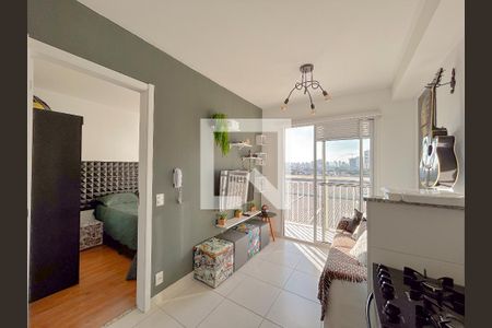Sala / Cozinha / área de Serviço de apartamento para alugar com 1 quarto, 28m² em Mooca, São Paulo