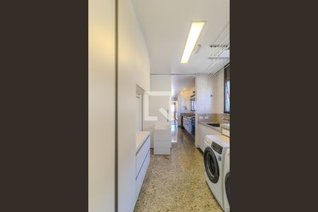 Apartamento para alugar com 250m², 4 quartos e 3 vagasÁrea de Serviço
