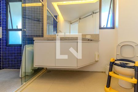 Apartamento para alugar com 250m², 4 quartos e 3 vagasBanheiro da Suíte 3