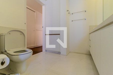 Apartamento para alugar com 250m², 4 quartos e 3 vagasBanheiro da Suíte 4