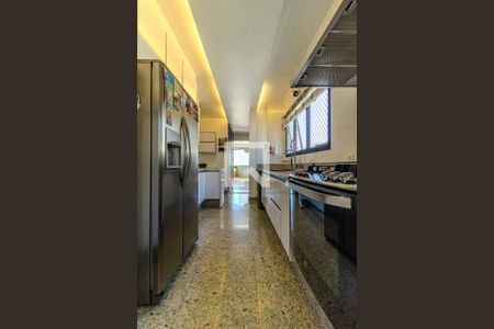 Apartamento para alugar com 250m², 4 quartos e 3 vagasCozinha