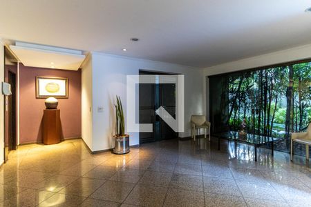 Apartamento para alugar com 250m², 4 quartos e 3 vagasHall Social