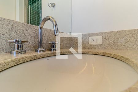 Apartamento para alugar com 250m², 4 quartos e 3 vagasBanheiro da Suíte 2