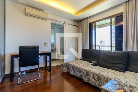 Apartamento para alugar com 250m², 4 quartos e 3 vagasSuíte 1