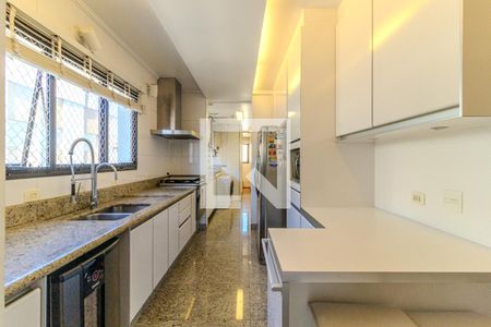 Apartamento para alugar com 250m², 4 quartos e 3 vagasCozinha