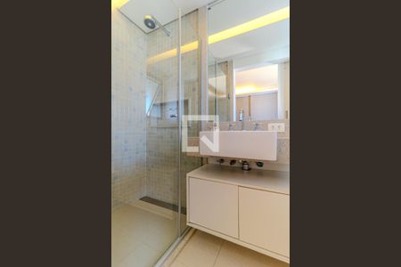 Apartamento para alugar com 250m², 4 quartos e 3 vagasBanheiro da Suíte 1