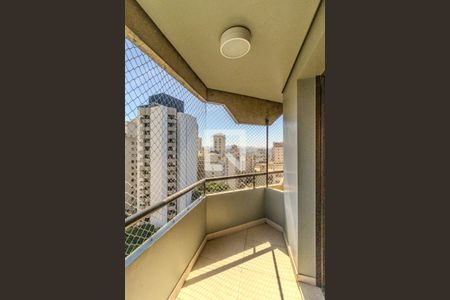 Apartamento para alugar com 250m², 4 quartos e 3 vagasVaranda da Suíte 1