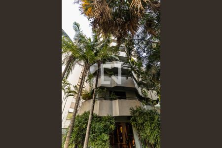 Apartamento para alugar com 250m², 4 quartos e 3 vagasFachada