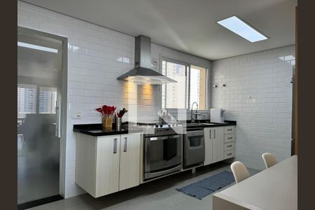 Apartamento à venda com 130m², 3 quartos e 2 vagas