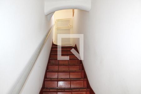 Escada de casa à venda com 4 quartos, 250m² em Vila Anglo Brasileira, São Paulo