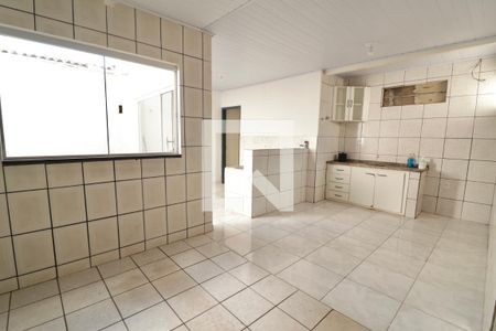 Cozinha de casa à venda com 4 quartos, 170m² em Vila Redenção, Goiânia