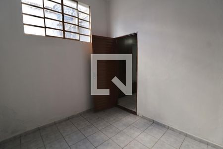 Cozinha/ área de serviço 2 de casa à venda com 4 quartos, 170m² em Vila Redenção, Goiânia
