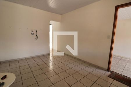 Sala de casa à venda com 4 quartos, 170m² em Vila Redenção, Goiânia