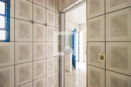 Banheiro de casa para alugar com 1 quarto, 40m² em Vila Gomes Cardim, São Paulo