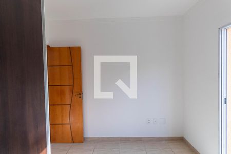 Quarto 1 de casa de condomínio para alugar com 3 quartos, 116m² em Vila Granada, São Paulo