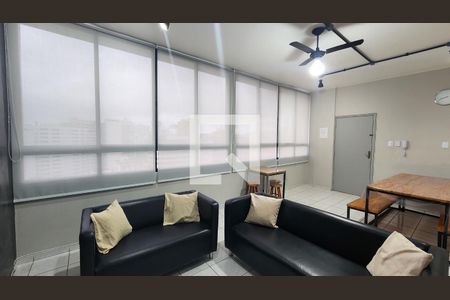 Detalhe Sala de apartamento para alugar com 4 quartos, 117m² em Gonzaga, Santos