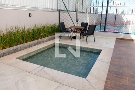 Apartamento para alugar com 39m², 2 quartos e 1 vaga Apartamento para alugar com 39m², 2 quartos e 1 vagaÁrea comum - Piscina