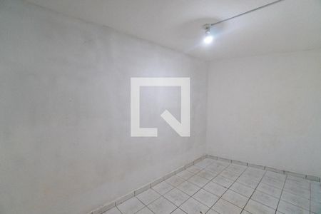 Quarto de casa para alugar com 1 quarto, 35m² em Vila Guarani (zona Sul), São Paulo