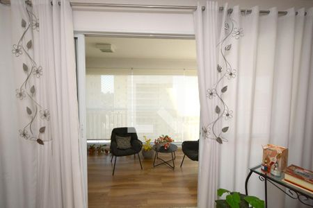 Sala de apartamento à venda com 3 quartos, 124m² em Jardim Consorcio, São Paulo