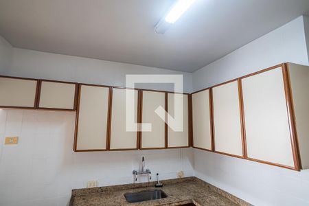 Apartamento para alugar com 110m², 3 quartos e 2 vagasCozinha - Armários