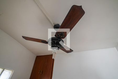 Apartamento para alugar com 110m², 3 quartos e 2 vagasÁrea de Serviço- Quarto