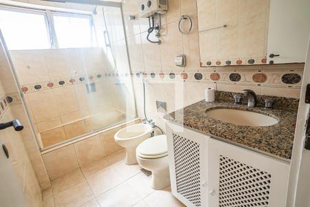 Apartamento para alugar com 110m², 3 quartos e 2 vagasBanheiro