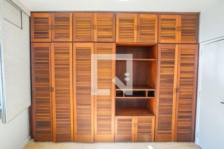 Apartamento para alugar com 110m², 3 quartos e 2 vagasQuarto 1 - Armários