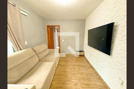 Sala de TVv de apartamento para alugar com 1 quarto, 50m² em Vargem do Bom Jesus , Florianópolis