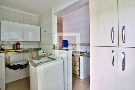 Casa à venda com 250m², 3 quartos e 2 vagasÁrea de Serviço