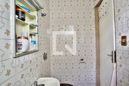 Casa à venda com 250m², 3 quartos e 2 vagasBanheiro 3