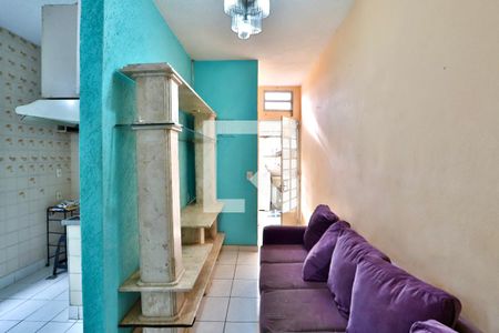 Sala 2 de casa à venda com 3 quartos, 250m² em Vila Libanesa, São Paulo