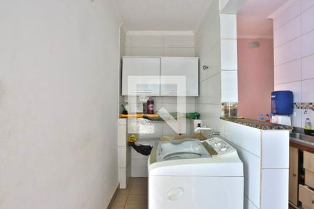 Casa à venda com 250m², 3 quartos e 2 vagasÁrea de Serviço