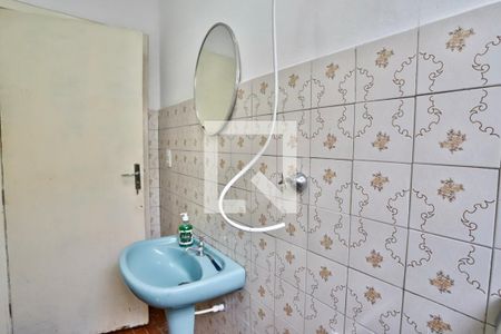 Casa à venda com 250m², 3 quartos e 2 vagasBanheiro 1