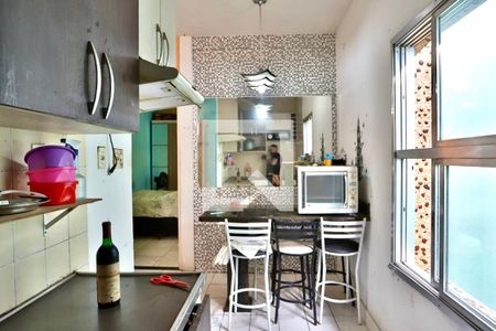 Casa à venda com 250m², 3 quartos e 2 vagasCozinha