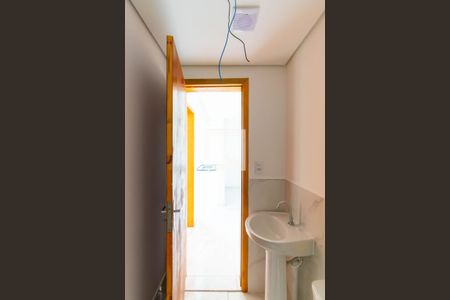 Apartamento para alugar com 38m², 2 quartos e sem vagaBanheiro