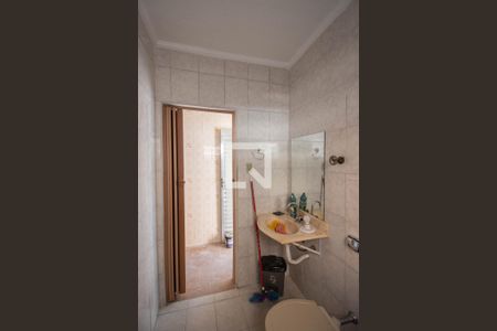 Banheiro de casa de condomínio para alugar com 1 quarto, 30m² em Vila Nova Curuca, São Paulo