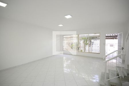 Sala de casa para alugar com 3 quartos, 300m² em Vila Monumento, São Paulo