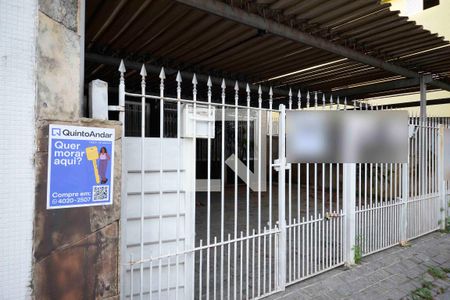 Casa à venda com 208m², 3 quartos e 3 vagasFachada