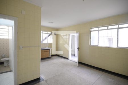 Cozinha de casa para alugar com 3 quartos, 300m² em Vila Monumento, São Paulo